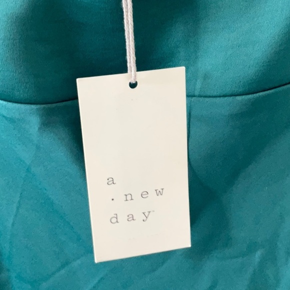 A New Day - Emerald Green Satin-like Dress Size M - Picture 9 of 14